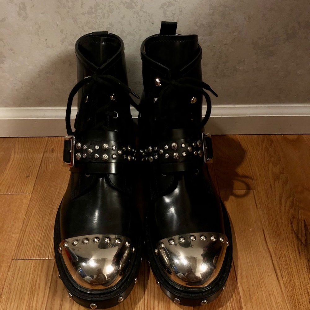 Alexander McQueen Studded Cap-Toe Leather Boot
